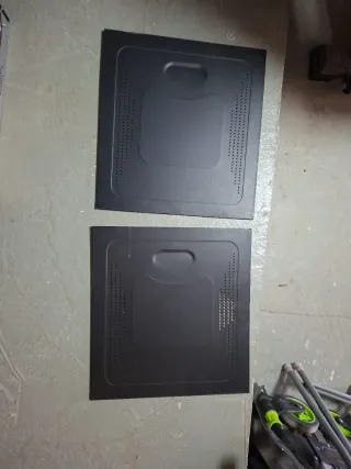 Ordenador viejo para piezas.