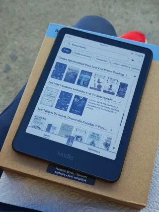 Amazon Kindle Signature Edition