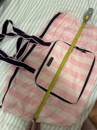 Bolso de viaje Victoria's Secret rosa y blanco
