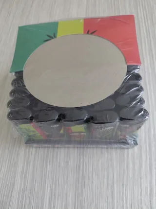 Box 50 accendini Rasta