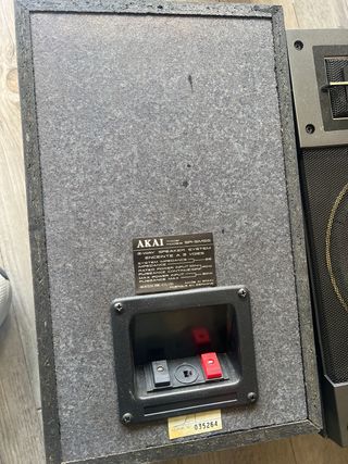 Altavoces Akai SR-5M55 Negros y Grises