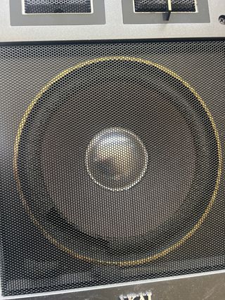 Altavoces Akai SR-5M55 Negros y Grises