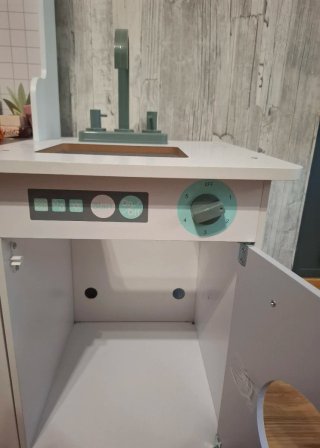 Cocinita de madera para niñ@s montada