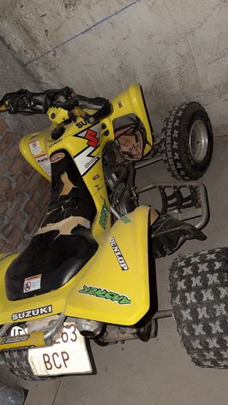Suzuki LTZ 400 Quad Amarillo
