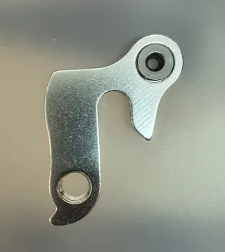 Pata de cambio BTT aluminio Nueva a estrenar