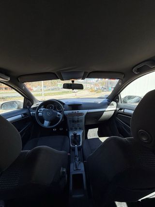 Opel Astra 2007