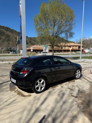 Opel Astra 2007