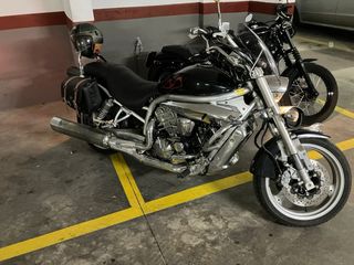 Hyosung Aguila 650 Cruiser Negra/Plata