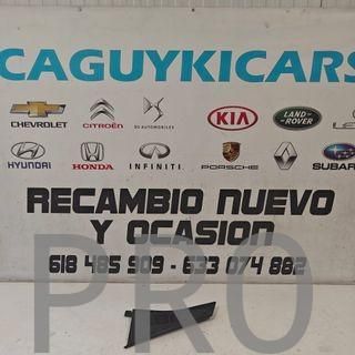 MOLDURA PUERTA TRASERA IZQUIERDA FORD FOCUS NUEVO