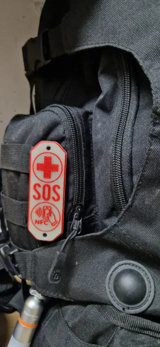 NFC SOS, Contactos de emergencias