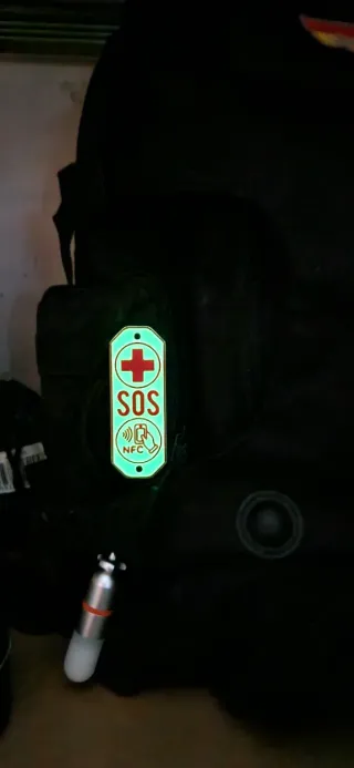 NFC SOS, Contactos de emergencias