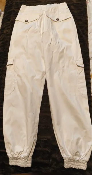 Pantalón Jogger Beige Pull & Bear Talla 32