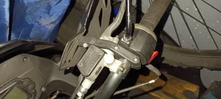 Manillar y maneta freno Derbi Terra 125