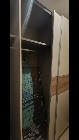 2 Armarios vestidor blancos y marrones