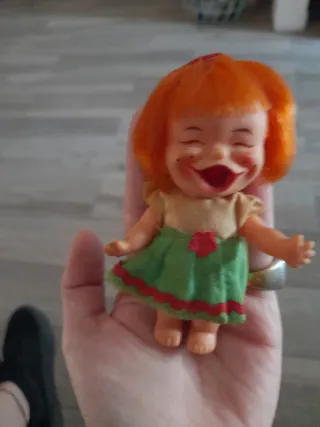 Bambola Mini Brat Doll