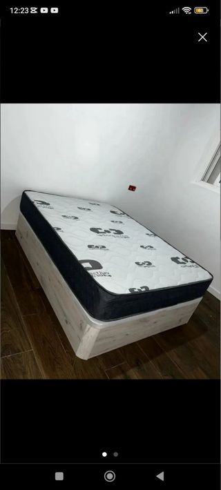 Letti Matrimoniali Bianchi