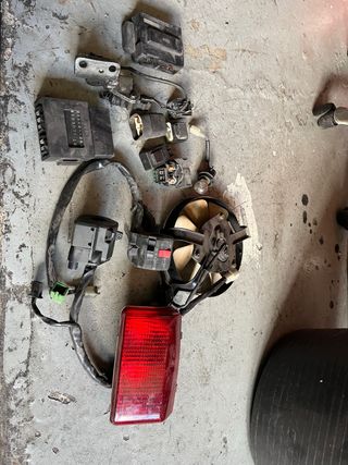 Despiece Kawasaki ZZR 600 (1992)