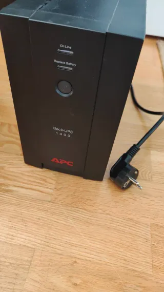 SAI APC Back-UPS 1400