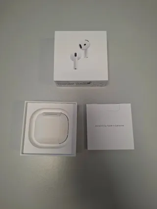 AirPods 4 con Cancelación de Ruido