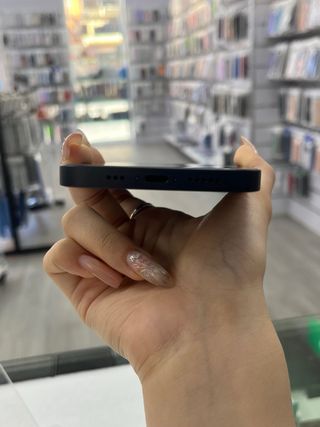 iPhone 13 128GB Negro