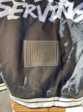 Chaqueta Evisu Kuro Negra