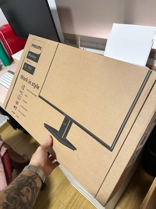 Monitor Philips 24 IPS FullHD [NUEVO]