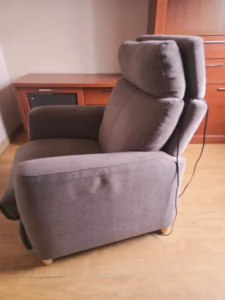Sillón Eléctrico de Tela Gris