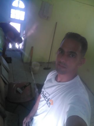 Almacén, construcción,  cuidados, limpieza, otros