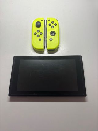 Nintendo Switch Amarillo