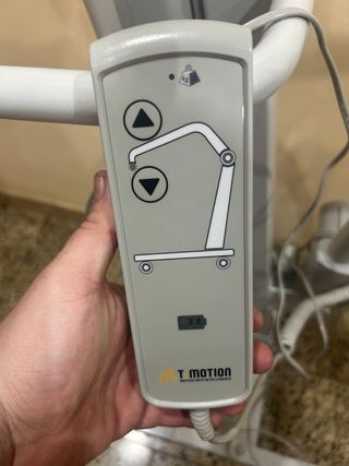 Grúa eléctrica arKimed 135 para enfermos y mayores