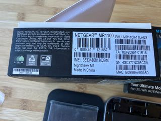 Router Portátil Netgear Nighthawk M1 4GX - MR1100
