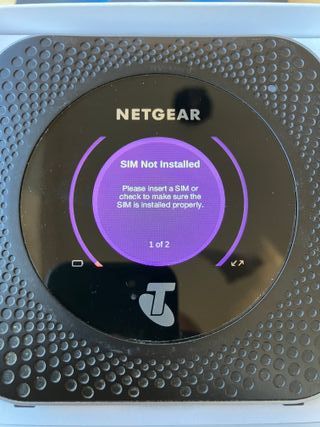 Router Portátil Netgear Nighthawk M1 4GX - MR1100