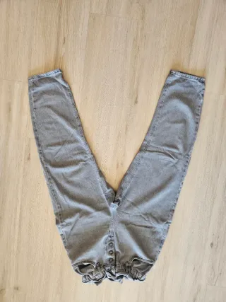 Pantalón tejano mujer gris