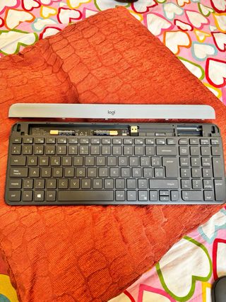 Teclado y Ratón Logitech Inalámbricos