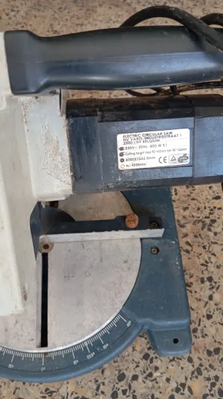 Sierra ingletadora Power Plus