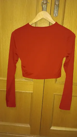 Camiseta Zara Crop Top Manga Larga Roja L