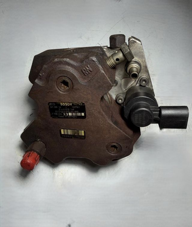 Bomba Inyectora BMW 0445010146