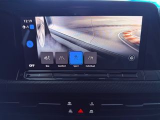 Volkswagen Golf 2021