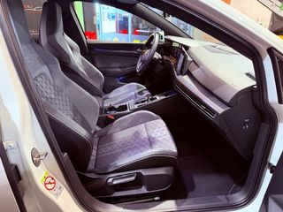 Volkswagen Golf 2021