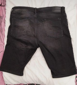 Pantalón corto vaquero negro Slim Fit