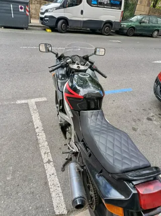 Kawasaki ZZR 600 Negra/Roja