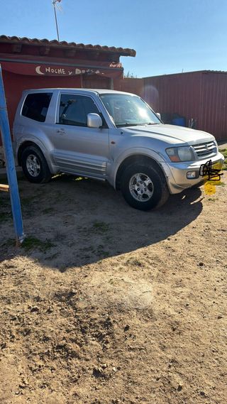 Mitsubishi Montero 2007