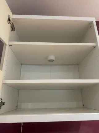 Mueble TV(180x40x44) y vitrinas(60x41x64)