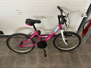 BICICLETA INFANTIL. NUEVA. SIN USO.