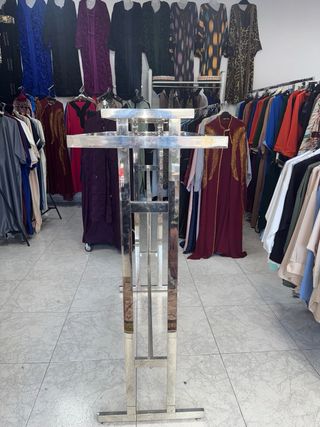 Perchero de aluminio para tiendas