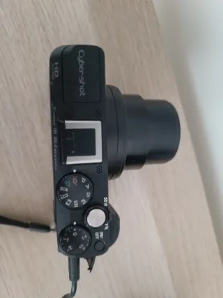 Cámara Sony DSC-HX60 Zoom 30x