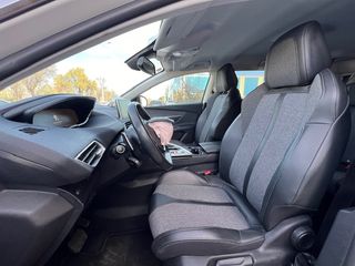 Peugeot 5008 2020 1.2T AUT 130CV 7 PLAZAS