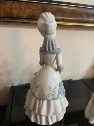 Figuras de porcelana estilo marfil