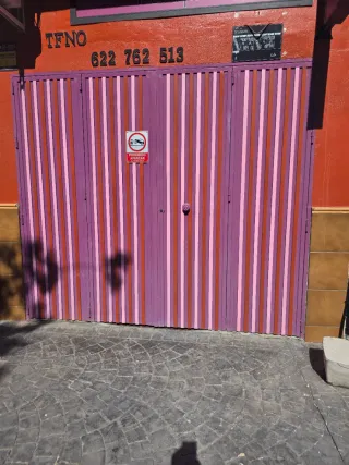 Portón metálico 4 hojas para garaje/local