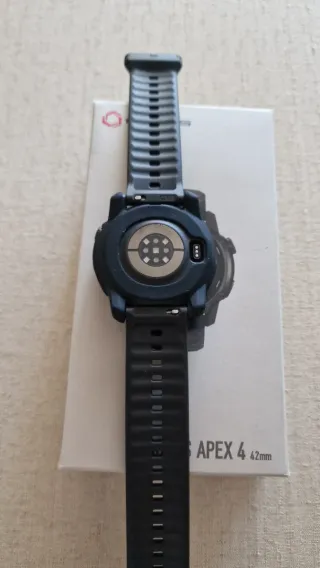 COROS APEX 4  42MM  Negro/Gris